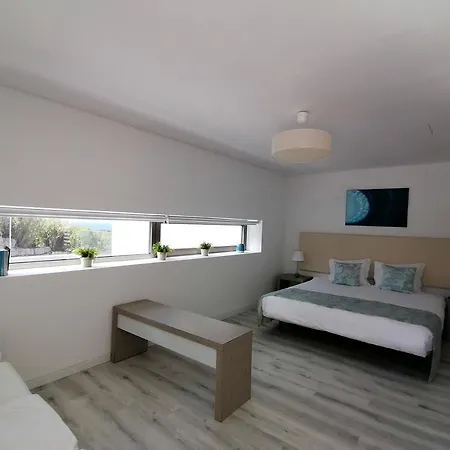 Silver Coast Heights K